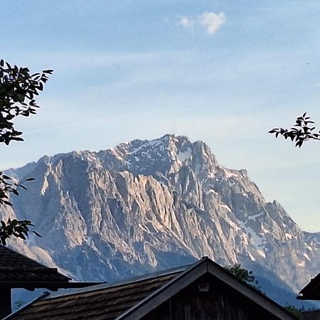 Hotel Gasthof Alter Wirt Farchant Exterior foto